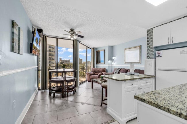 Photo - 2310 N Ocean Blvd Unidad ID1266302P