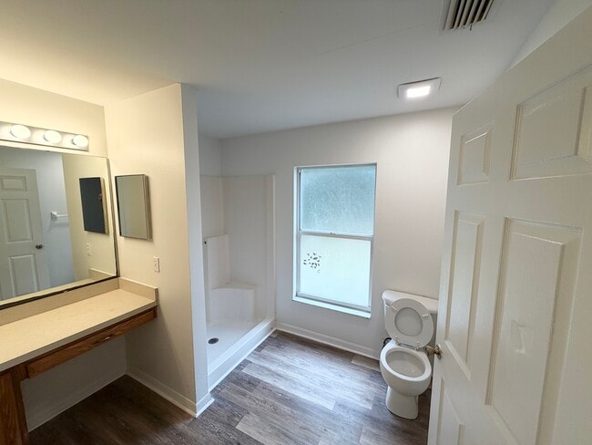 Photo - 10 Pinelynn Dr