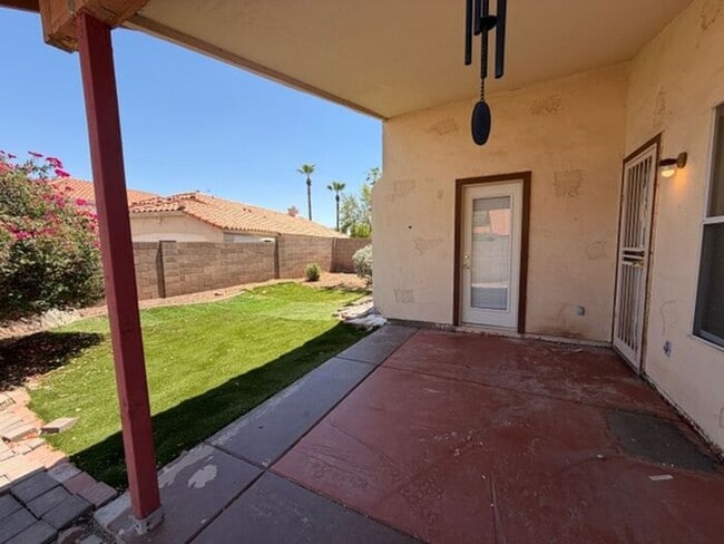 Photo - 15435 S 44th Way