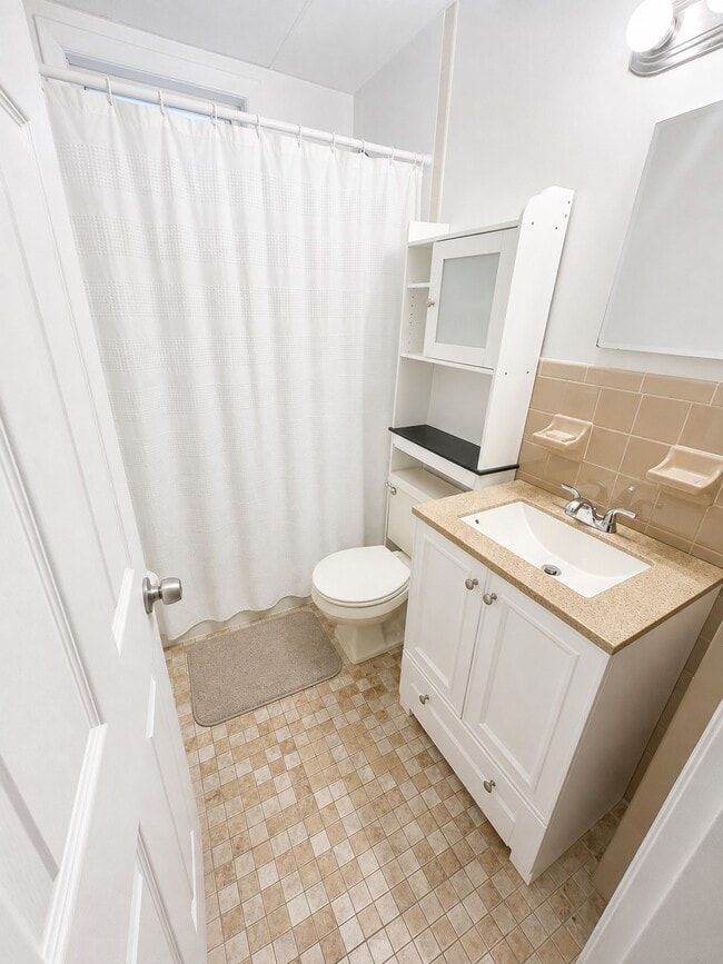 Photo - 14 Hartland St