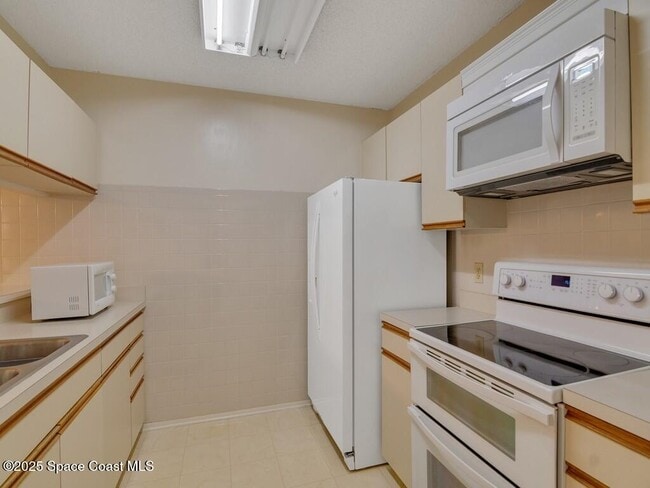 Photo - 27 Plantation Dr Unit 202