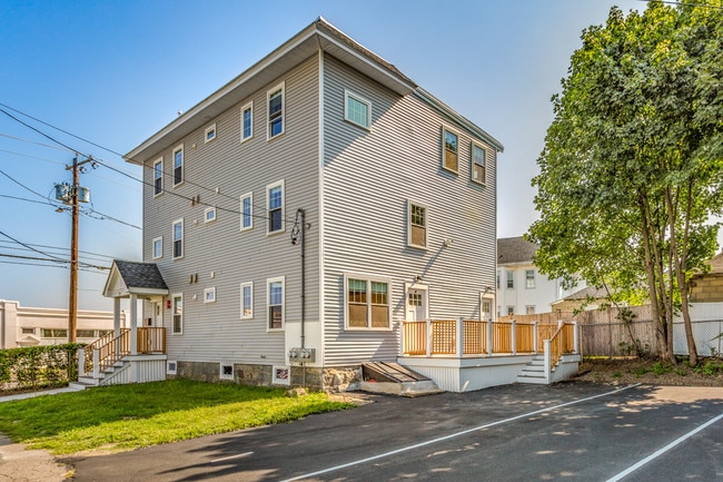 Photo - 249 Washington St Unit 1