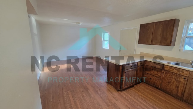 Photo - 2559 Green Oaks Ct SE Unit A