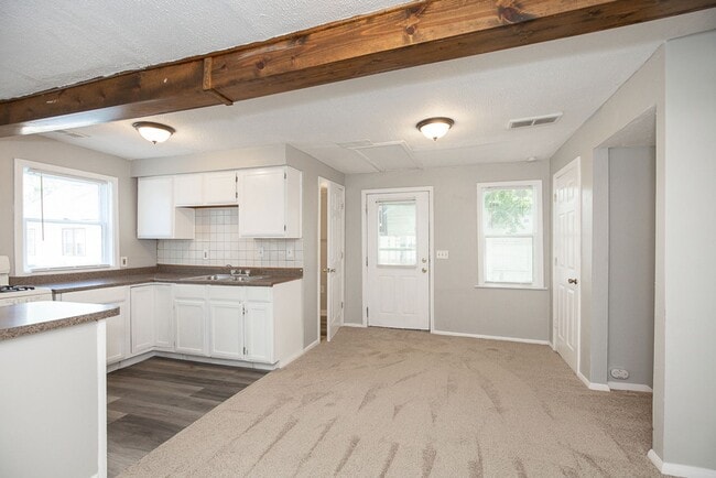 Photo - 7415 Elton Ave Unit 7415 ELTON AVE Rear