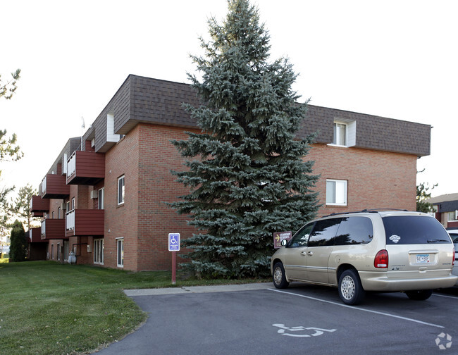 Building Photo - Salem North Apartments