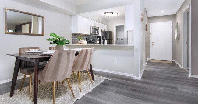 Photo - Riverbend Apartments