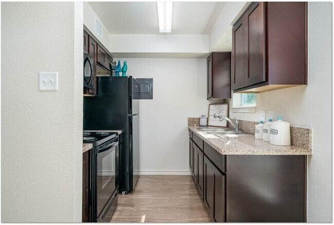 Photo - 200 S Ave A Unidad 50