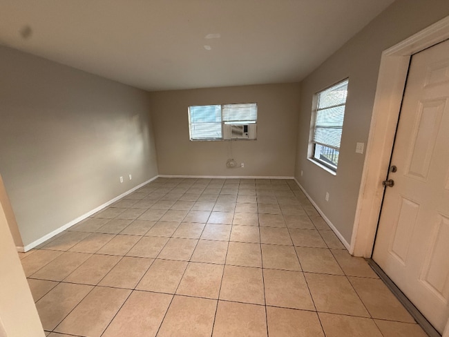 Photo - 1407 S Madison Ave Unit Apt A