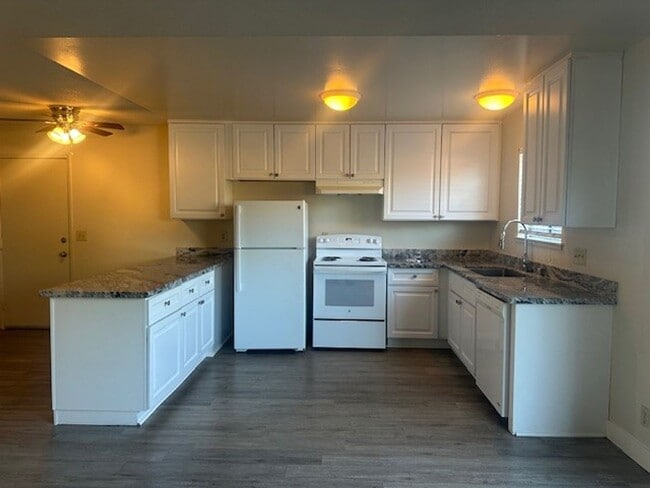 Photo - 55-0210 Unidad 775