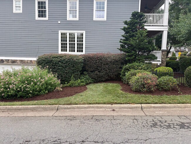 Photo - 701 McDonald Ave