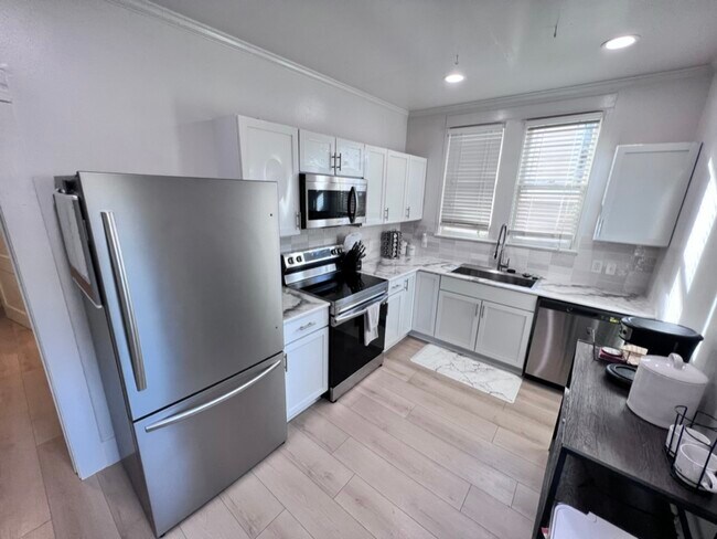 Photo - 517 Europe St