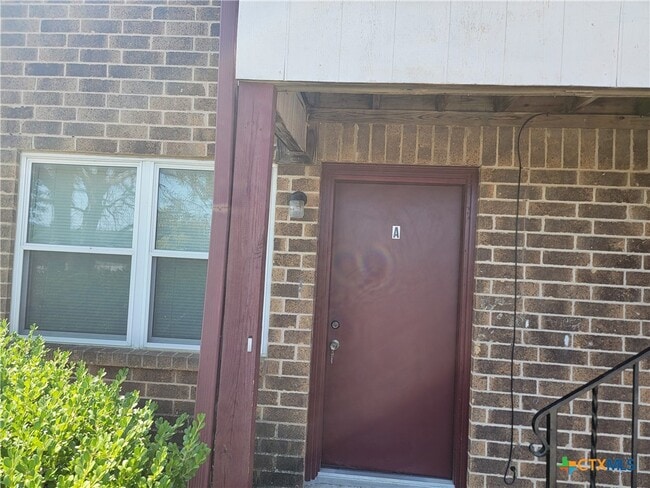 Photo - 1302 Brown Dr Townhome