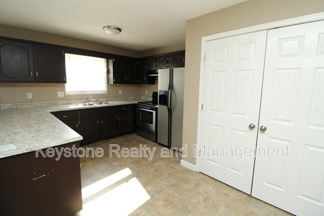 Photo - 1920 Timberline Cir