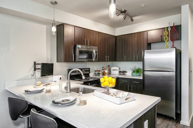 Photo - Aperture on Fifth