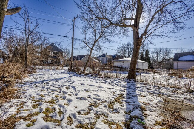 Photo - 550 Mt Vernon St