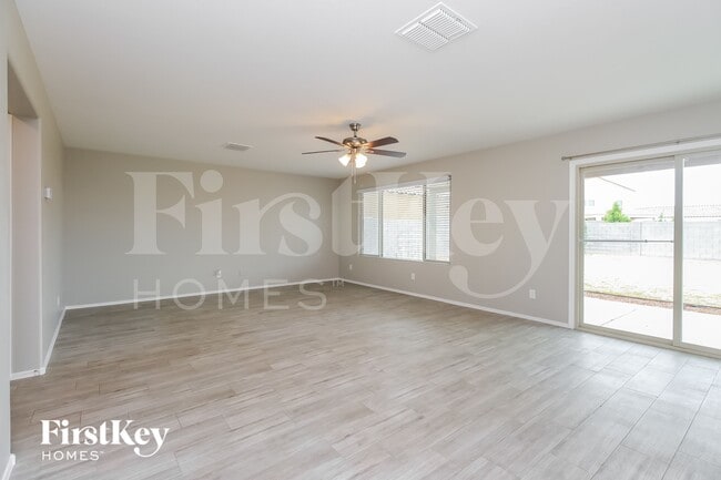 Photo - 9595 Harvest Rd