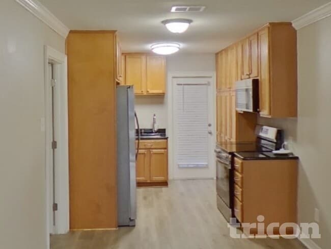 Photo - 3210 W Tyson Ave