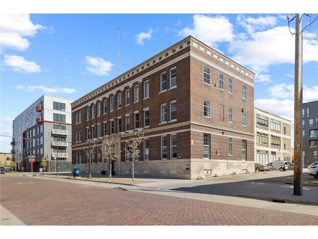 Photo - 918 N 3rd St Unit 204