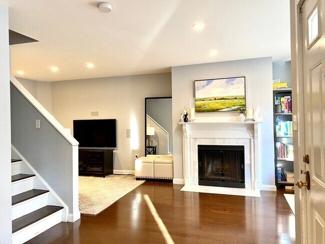 Photo - 47 Harvard St Unit A4