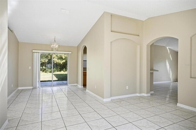 106 La Mancha Dr