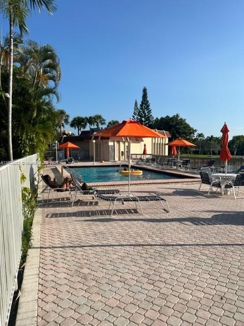 Photo - 2001 Atlantic Shores Blvd Unit 105