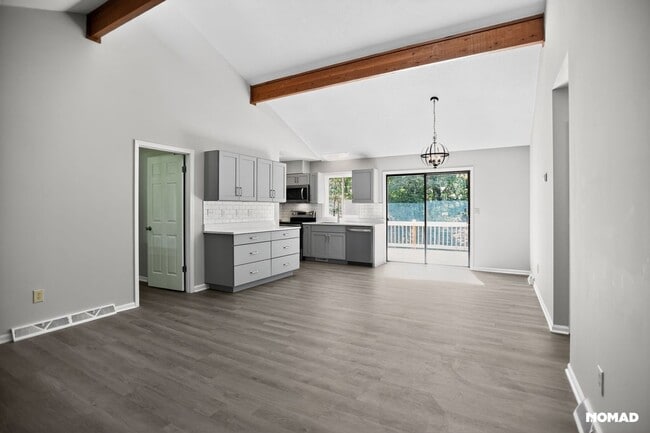 Photo - 10 New Bern Dr