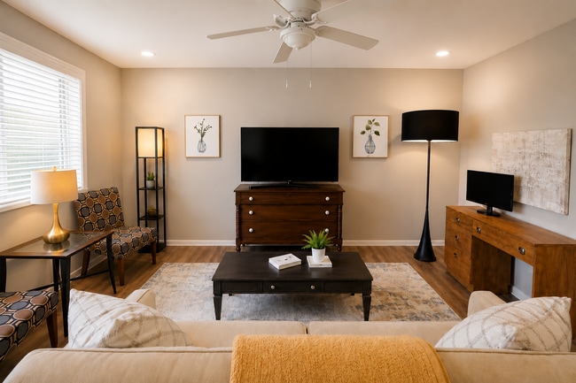 Lake Lodge Apartments