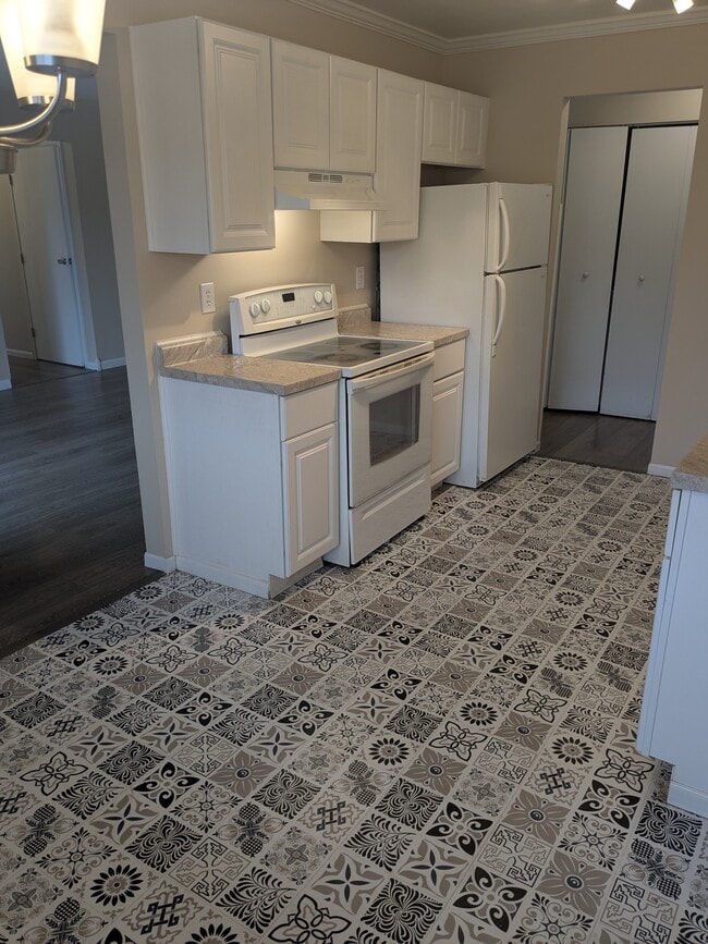 Estufa de cocina - 5350 Camelot Dr Unidad 9