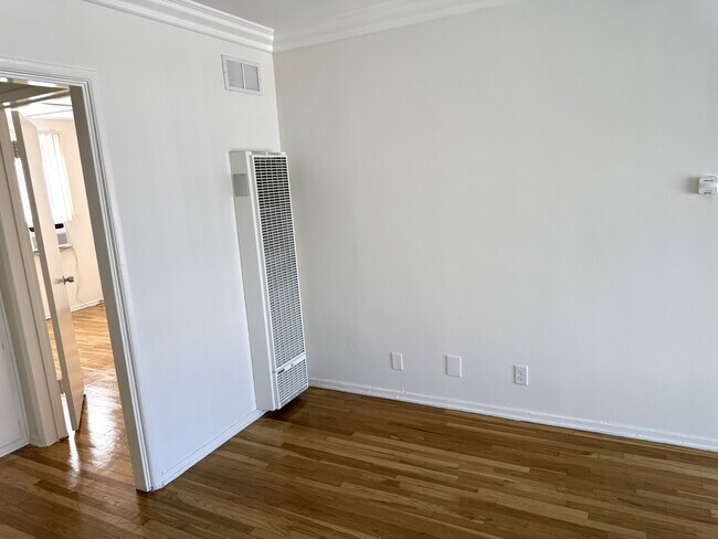 Photo - 4445 Murietta Ave Unit #8