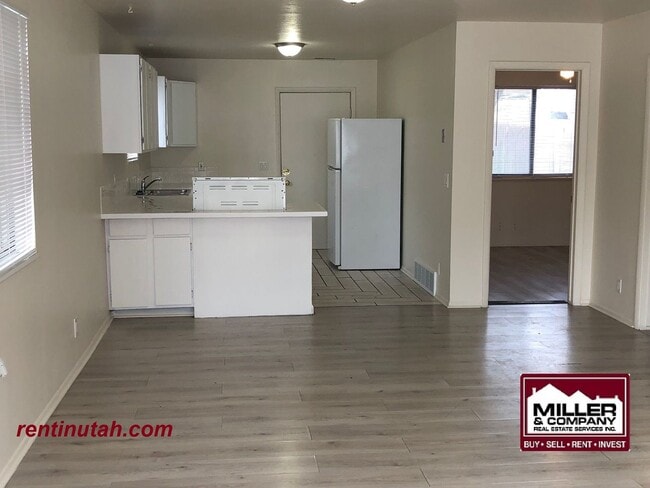 Photo - 265 Rigdon Ave Unidad 1