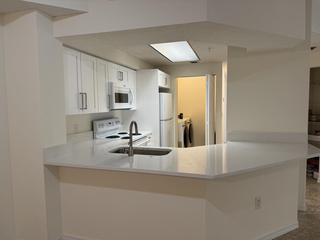 Photo - 3020 Alcazar Pl Unit 303