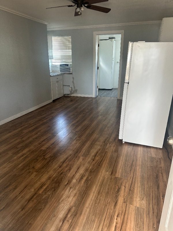 Building Photo - 1895 N Tamiami Trl Rental