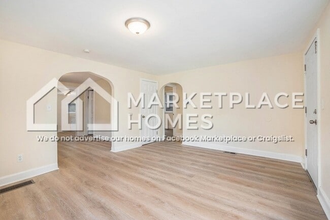Photo - 7520 Orchard Ave