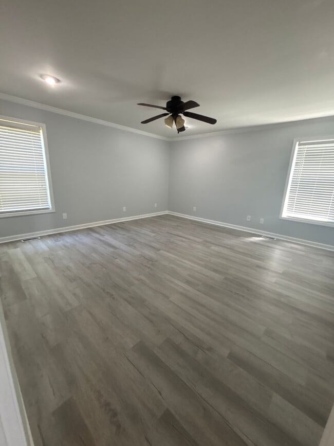Photo - 1082 Hampton Rd