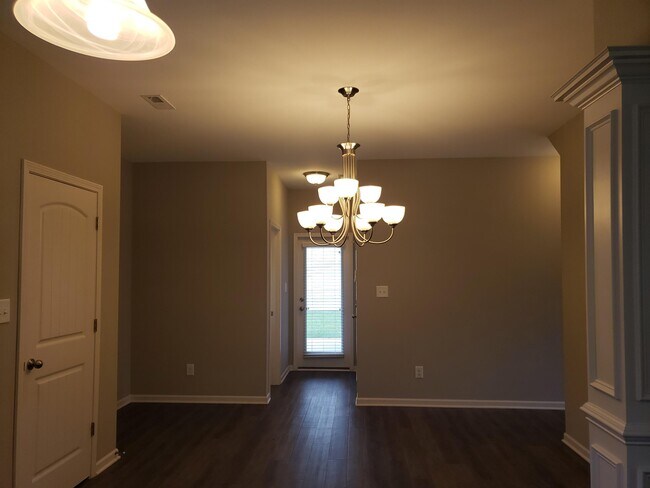 Photo - 2729 Mosquera Dr