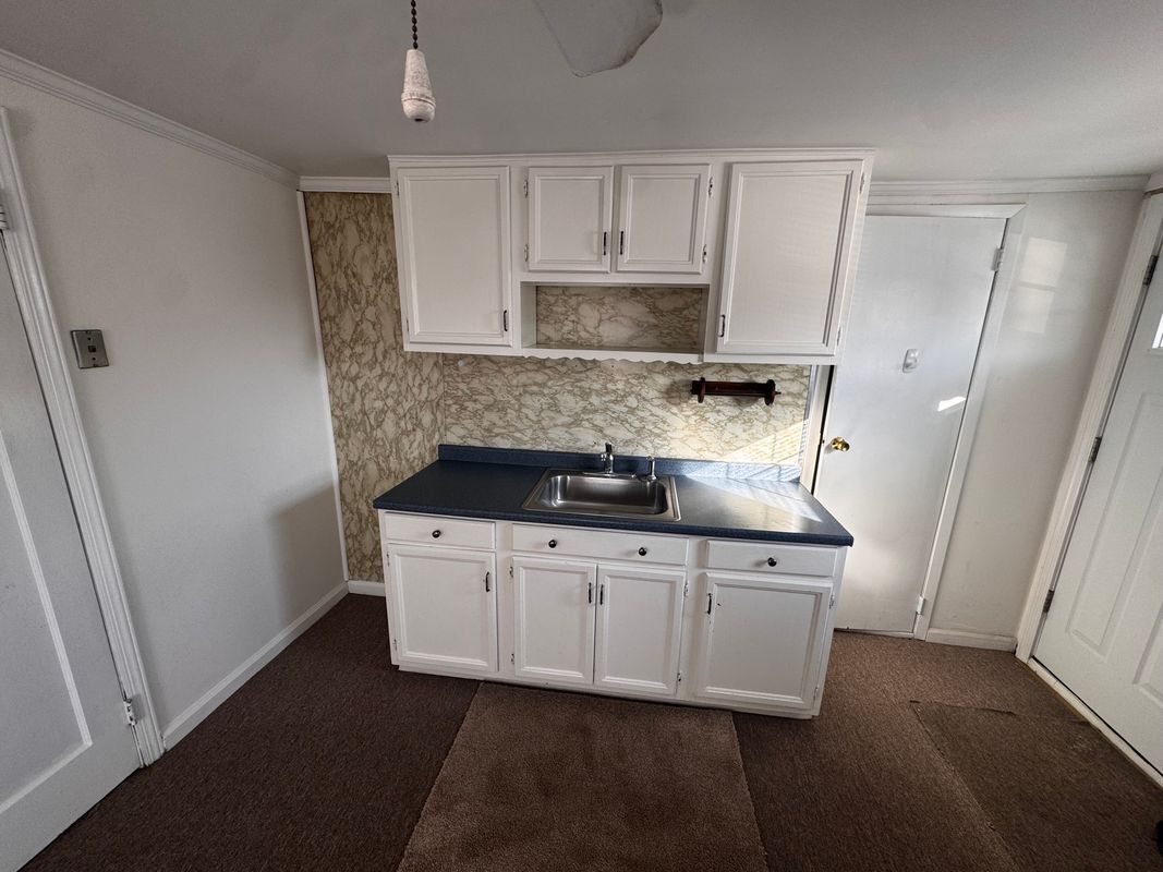 Photo - 651 Carlls Path