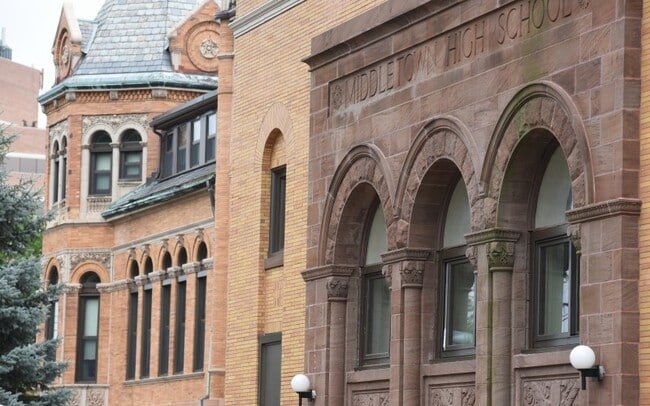 Photo - 251 Court St