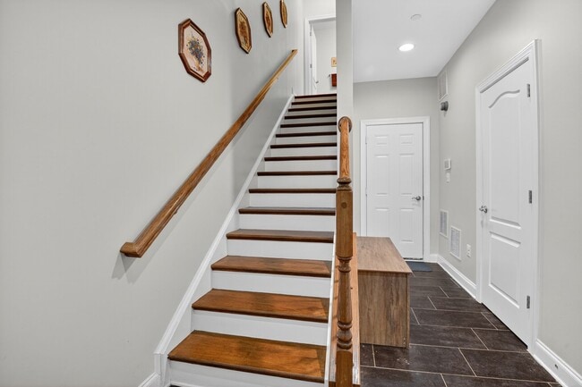 Photo - 7902 Yellowstone Way