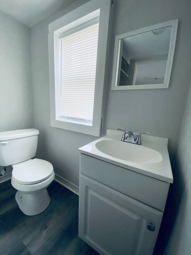 Photo - Cute Efficiency Home!!!