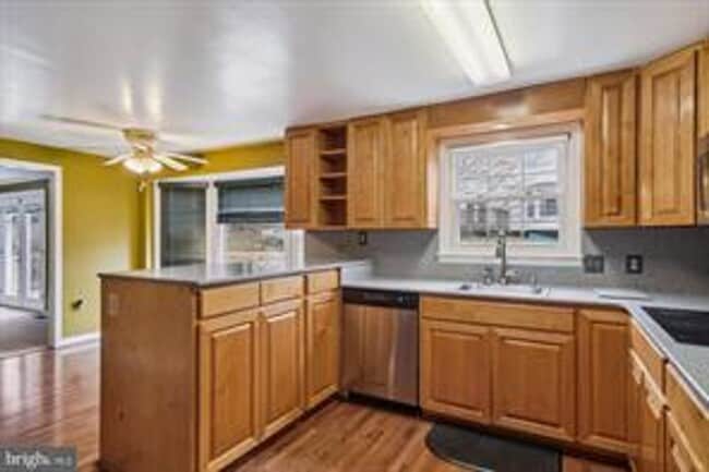 Photo - SINGLE FAMILY HOME IN DERWOOD