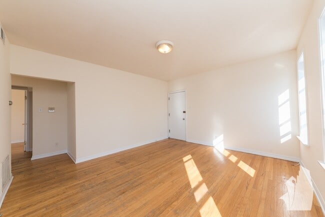 Photo - 3000 N Whipple St Unit 3040-1