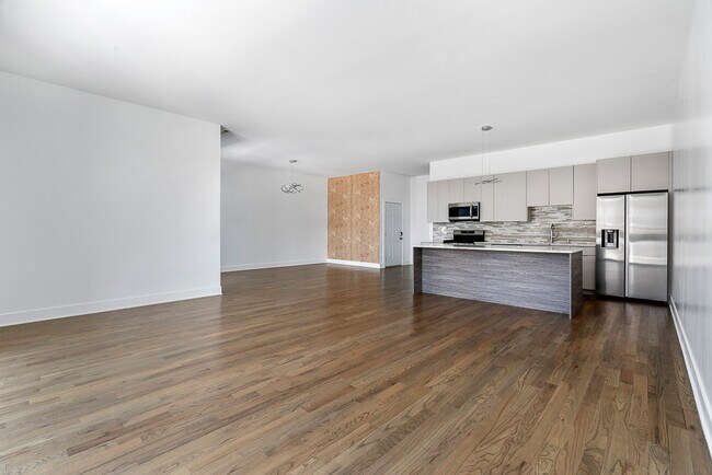 Photo - 3655 S Indiana Ave