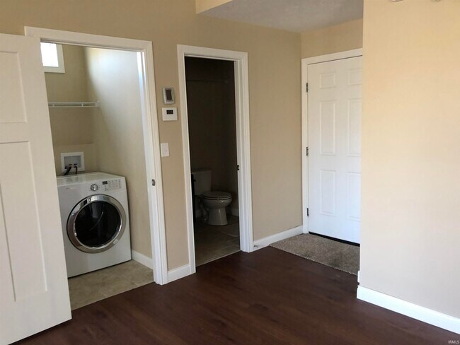 Photo - 2253 Sandpiper Ct N
