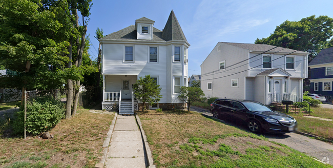 Building Photo - 83 Gardner St Rental