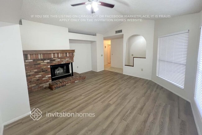Photo - 1545 E Laurel Ave