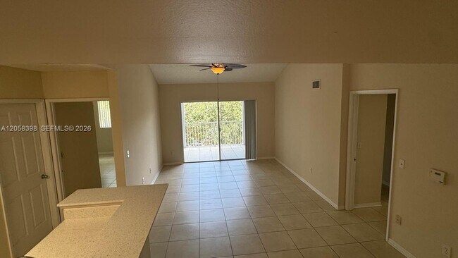 Photo - 2600 S University Dr Unit 325