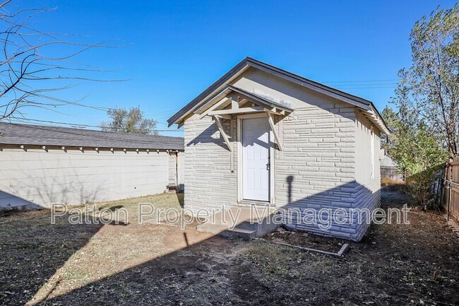 Photo - 4240 SW 10th Ave House