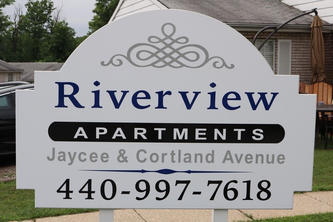 Riverview Apartments - Riverview Apartments