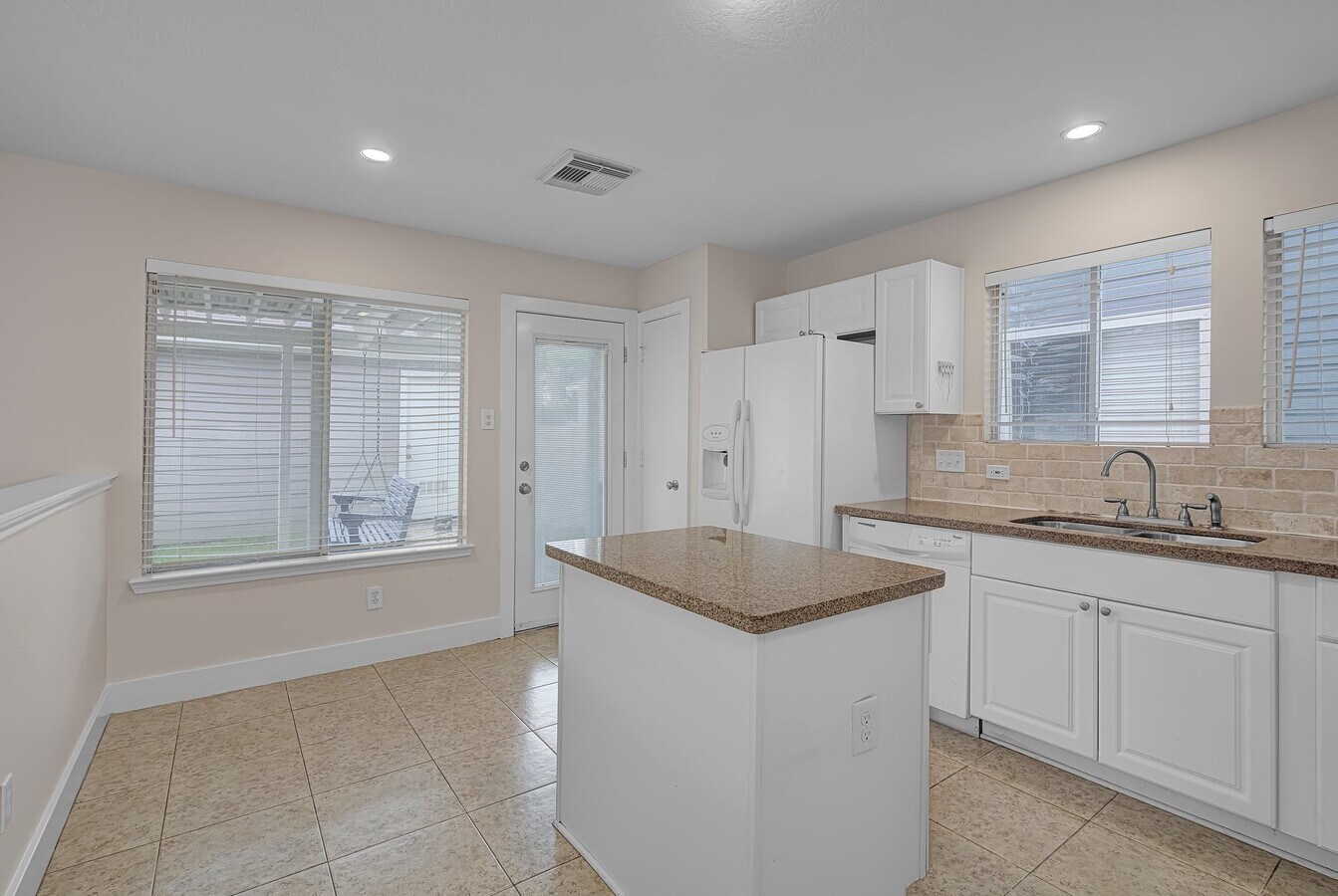 Photo - 18730 Atasca Oaks Dr