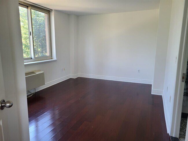 Photo - 20 2nd St Unidad 402